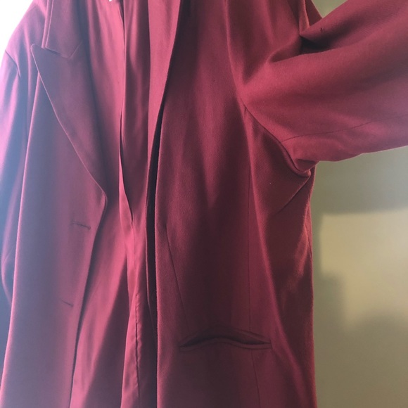 Blazer - Picture 3 of 3